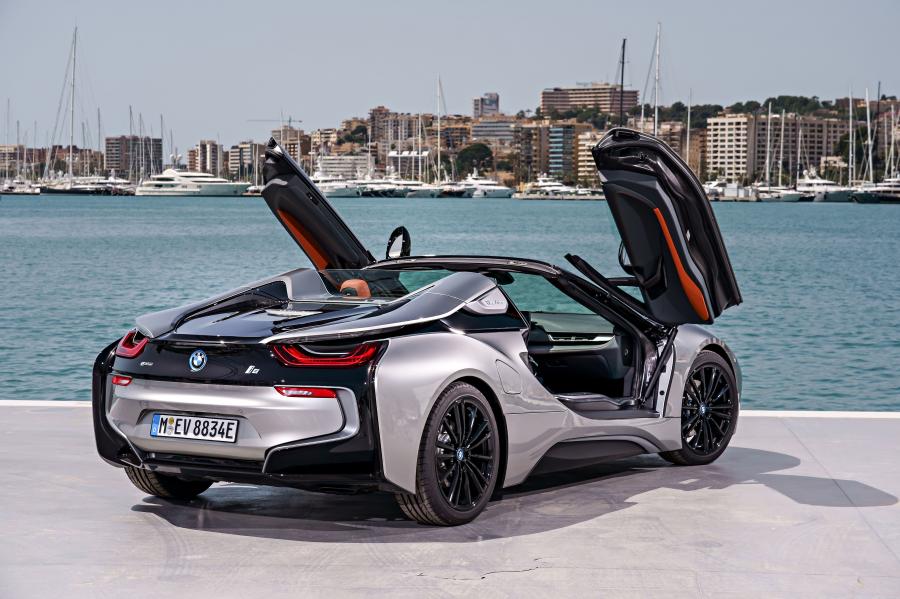  BMW i8 Roadster (I15) 2018 года  (WW) (фото 114 из 198)
